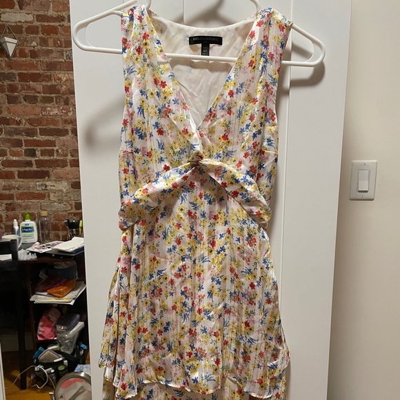 Banana Republic | Yellow Floral Ruffle V Neck Fit and Flare Dress size 0P - Picture 7 of 10